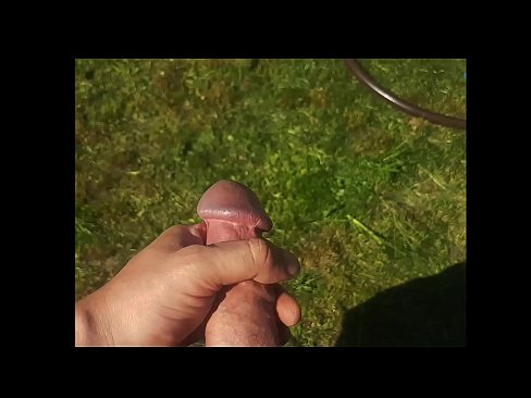 ❤️ گرم hottie پنهنجي گلابي pussy fucked حاصل ڪري ۽ هڪ اونهاري جي باغ ۾ squirt سان cums تي sd.pornjk.ru